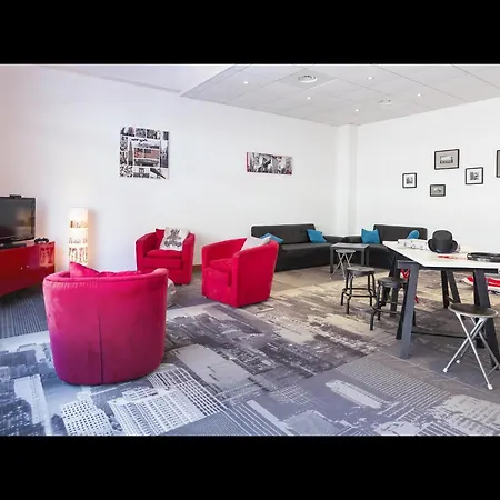 7 Pieces 14 Pers Premium Apartment